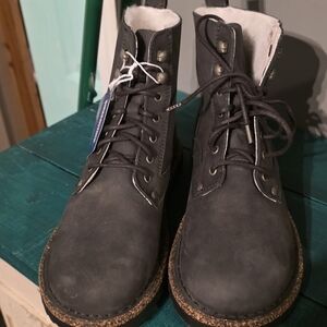 Birkenstock              Gray Women's Lace-Up Boots